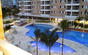 Jd. S. Lourenço - Riviera - Novo, 3 dorm, AC, 300m do mar, serviço de praia